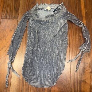 Michael kors size m Gray shimmer Off-Shoulder Long Sleeve Top